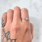 Anillo Solitario Flores Delicadas 1gr / T6 1/4 / Oro Amarillo 18K *