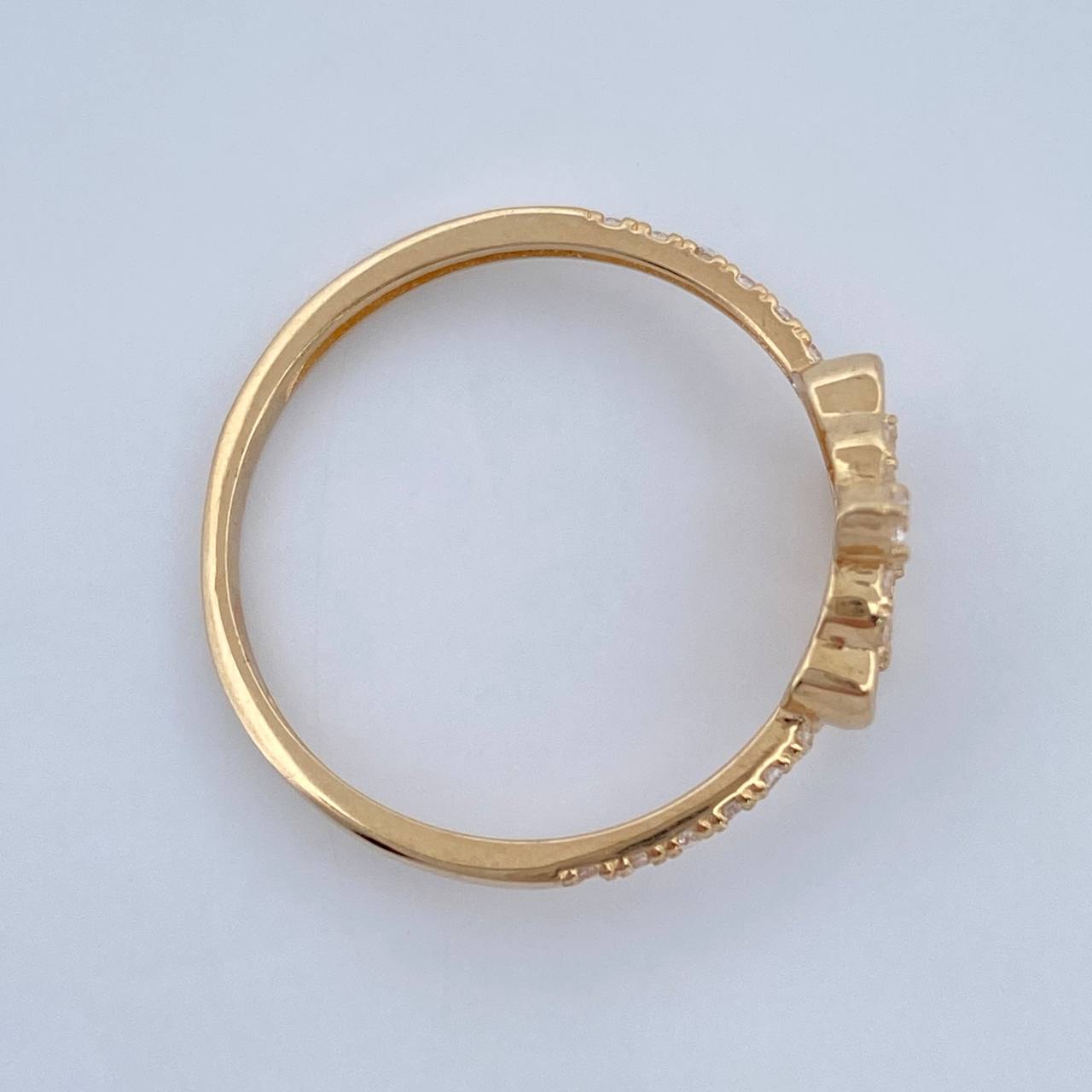 Crown Ring 1.45gr / Size 6 3/4 / 18K Gold