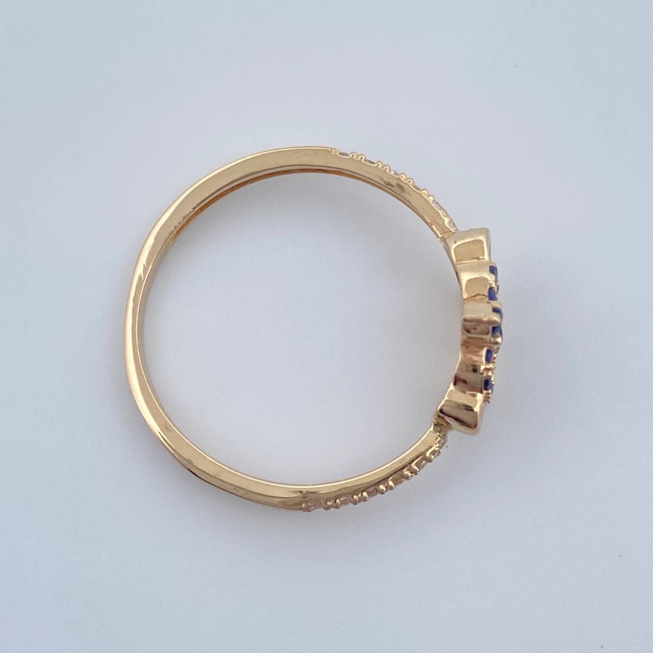 Crown Ring 1.45gr / Size 6 1/4 / 18K Gold