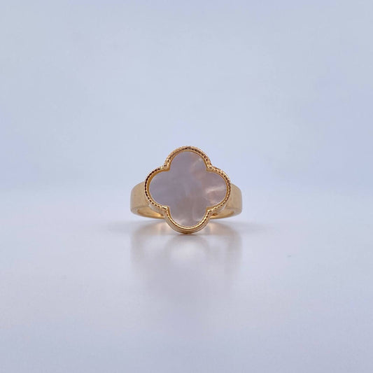 Anillo Trebol 4.3gr / T6 3/4 / Nacar Blanca Oro Amarillo 18K &