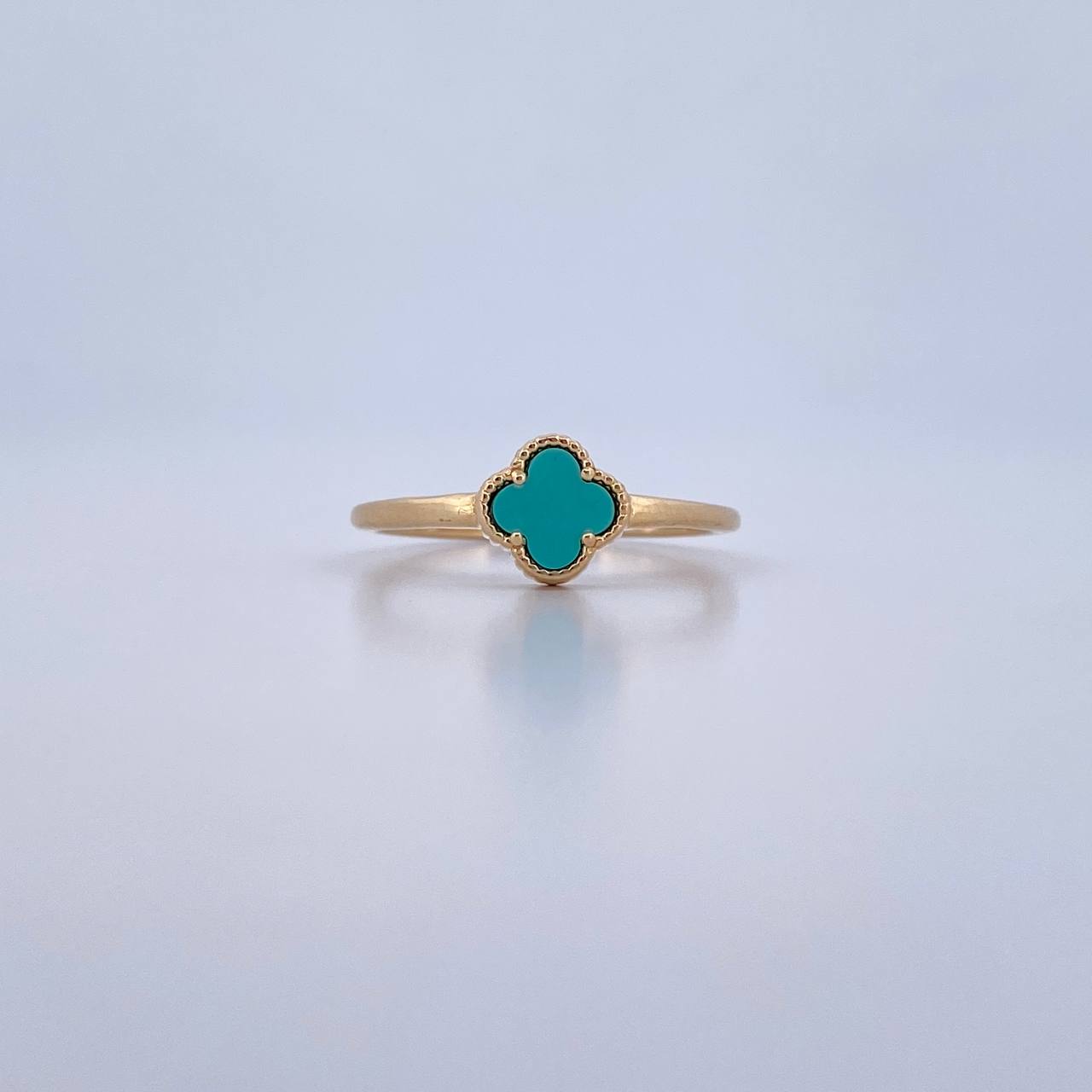 Ring Clover 1.95gr / Size 8 / Aquamarine Stone 18K Yellow Gold &