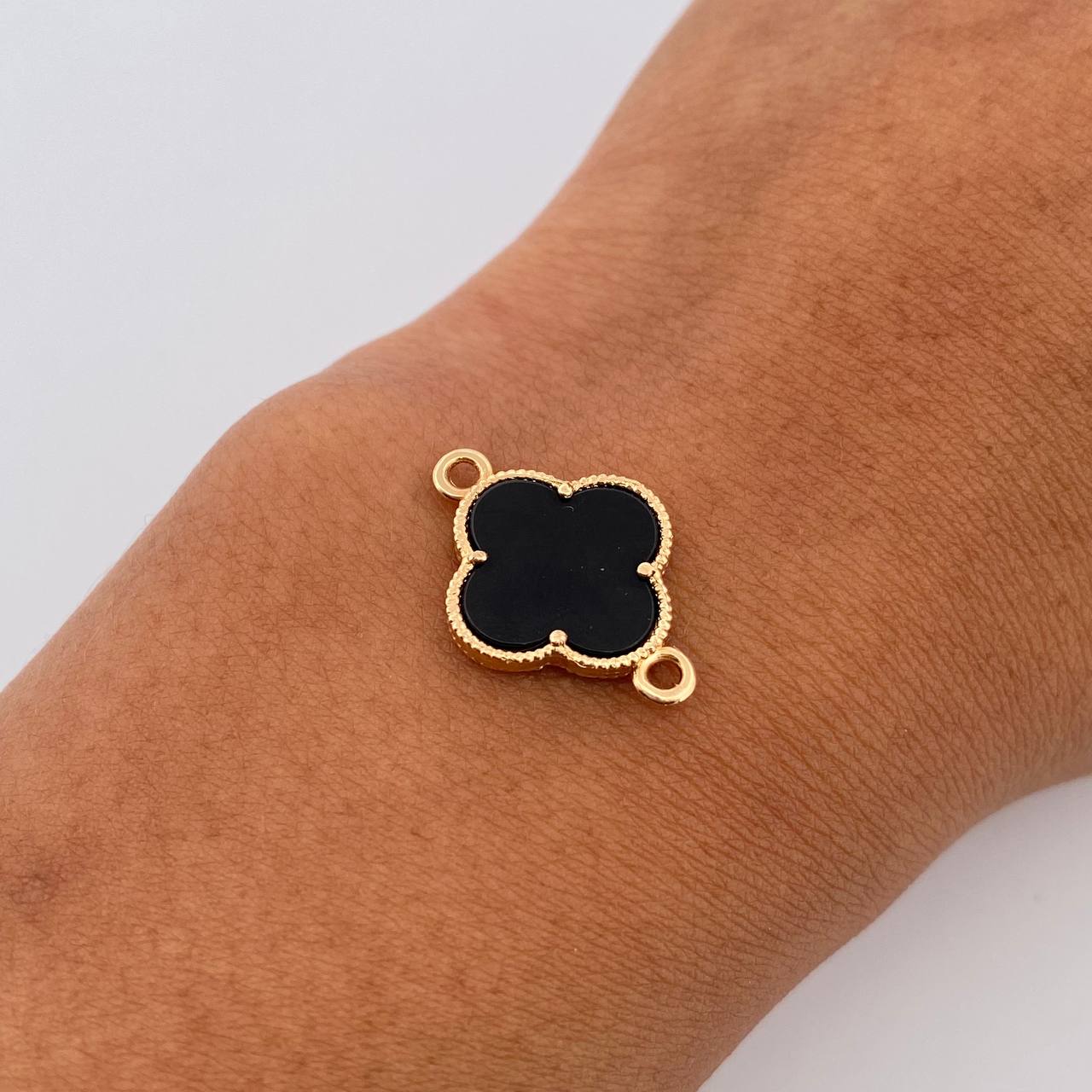 Charm Clover 1.5gr / 2cm / Black Onyx 18K Yellow Gold &