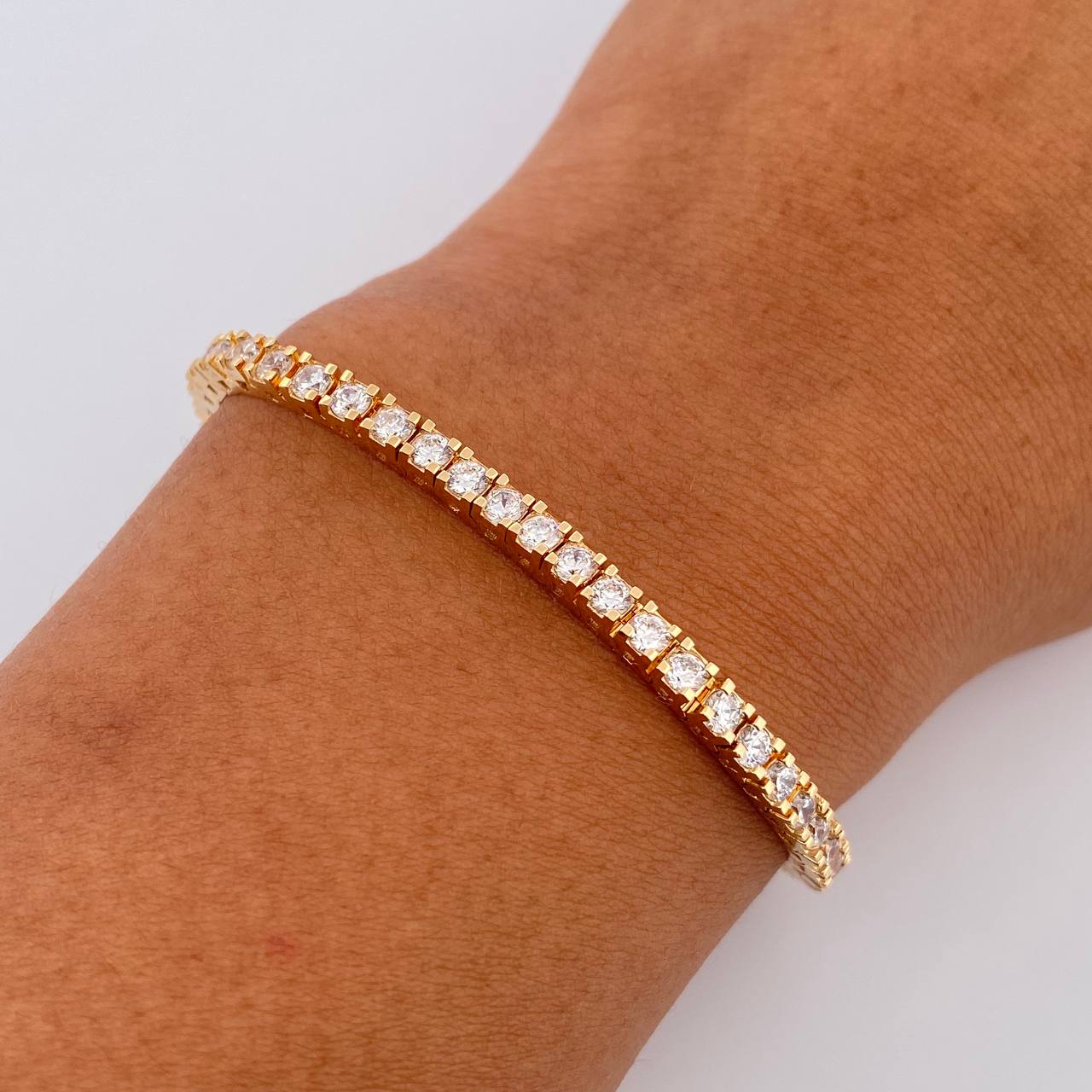 Bracelet Tennis 12.2gr / 17.8cm / 3.2mm White Zircons 18K Yellow Gold &