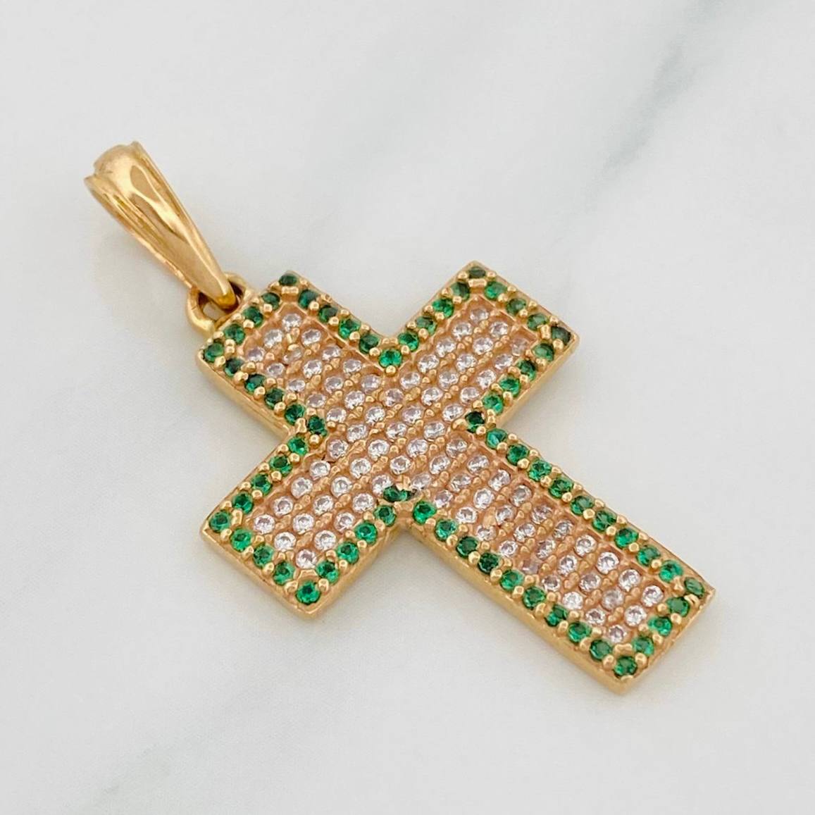 Pendant Cross 3.9g / 1 1/2 in Yellow Gold 18K