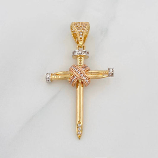 Dije Cruz Clavo 3.5g / 1 1/2 in Tres Oros 18K