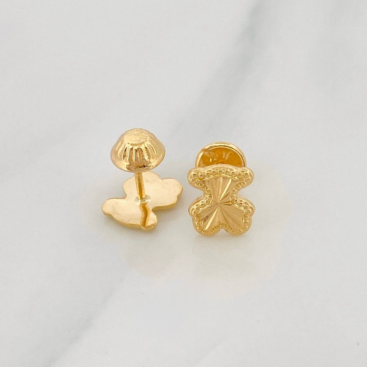 Bear Ts Stud Earrings 0.75g / in / 6.7mm Yellow Gold 18K