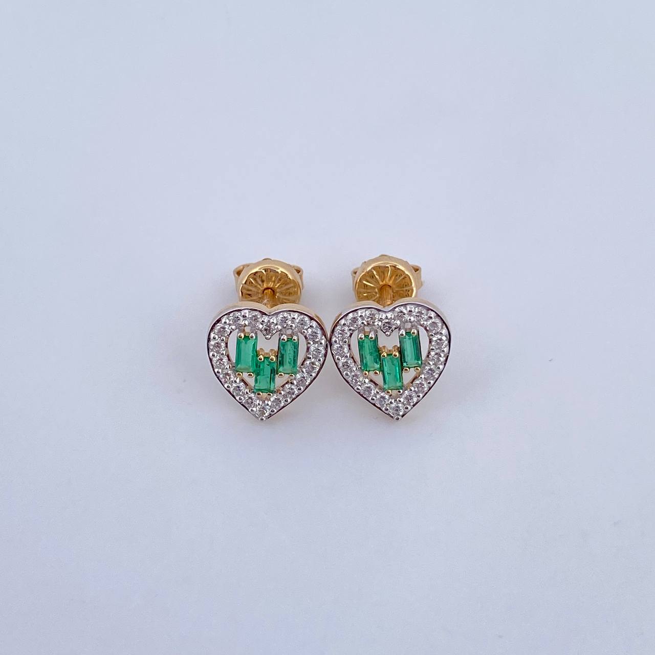 Stud Earrings Heart 2.05gr / Emerald 28 Pts Diamond 30 Pts Two Yellows White Gold 18K (Jewel) &