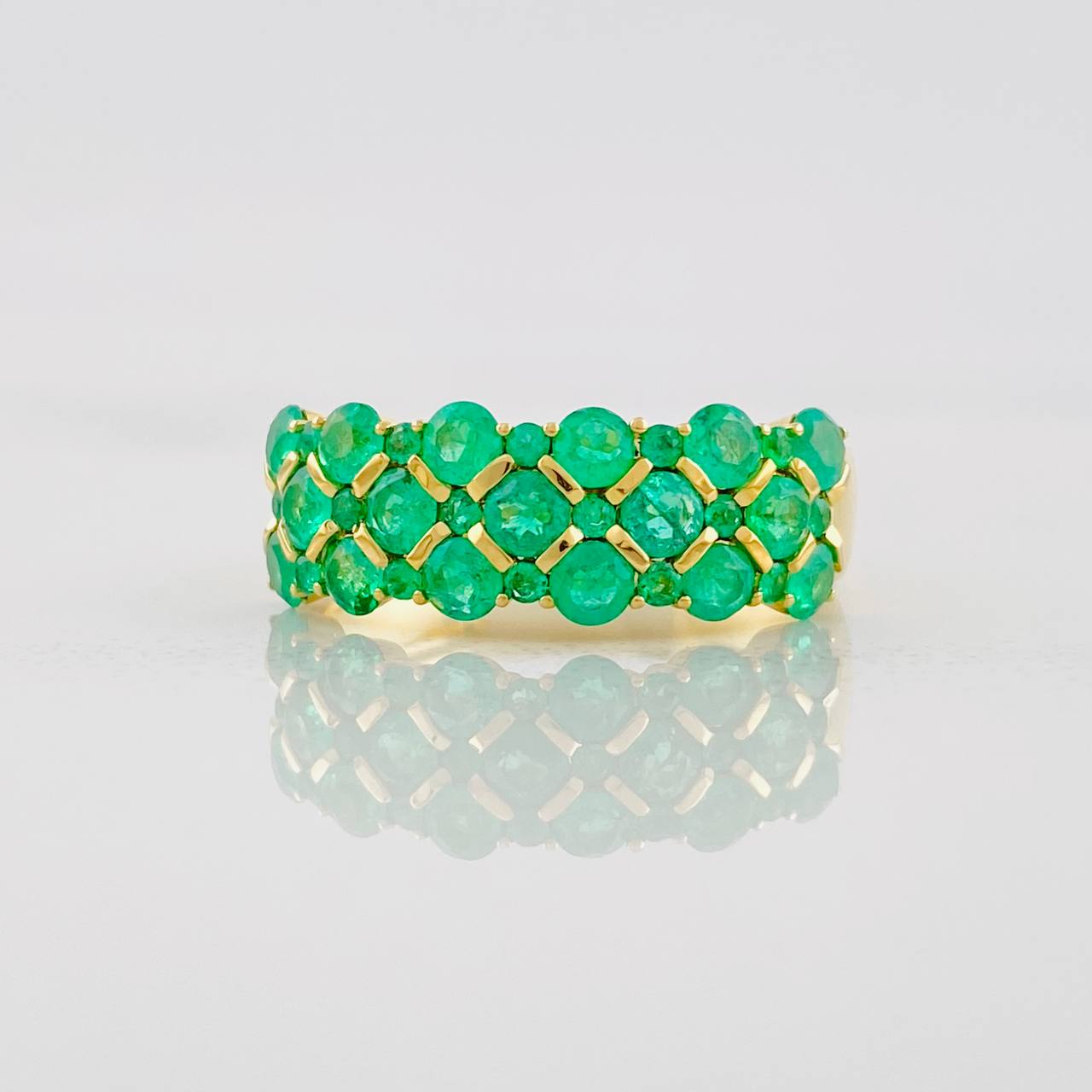 Ring Three Rows Emeralds 1.36pts 4.35g / T7 1/4 Yellow Gold 18K