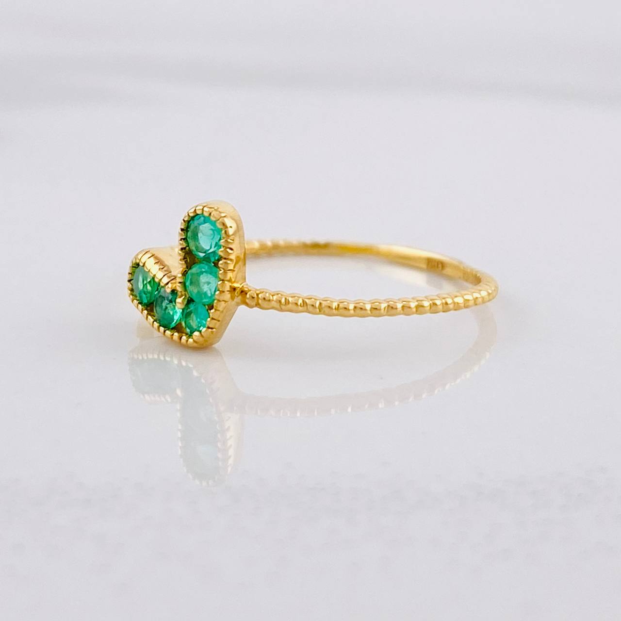 Heart Ring Emeralds 14pts 1.05g / T6 3/4 Yellow Gold 18K