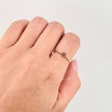 Floral Solitaire Ruby Ring 12pts 1.25g / T6 18K Yellow Gold