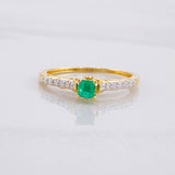 Ring Solitaire Imperial Emerald 18pts Diamonds 11pts 1.85g / T6 1/4 Yellow Gold 18K