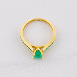 Solitaire Ring Dense Channel Emeralds 80pts 2.5g / T6 3/4 Yellow Gold 18K
