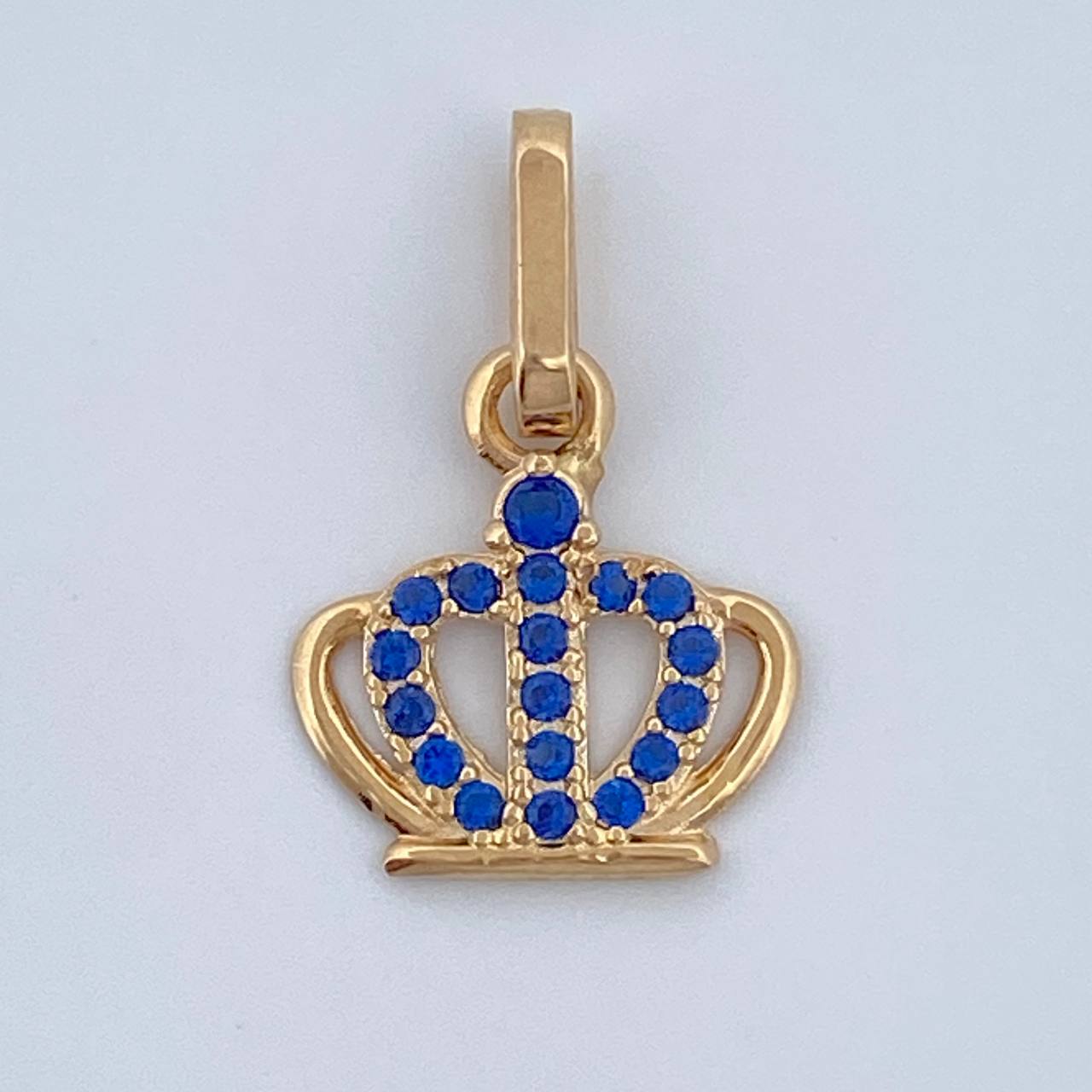 Dije Corona 0.65gr / 3/4 in / Oro Amarillo 18K &