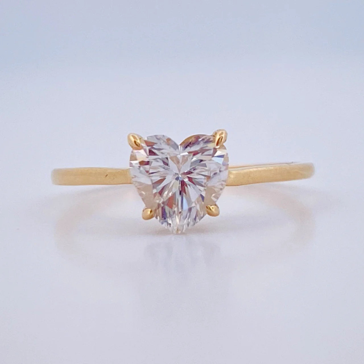 Anillo Corazon 1.45gr / T6 1/2 / Oro Amarillo 18K %