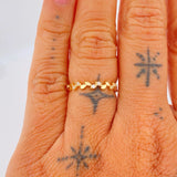 Anillo Hojas Intercaladas 1.45gr / T6 3/4 / Oro Amarillo 18K %