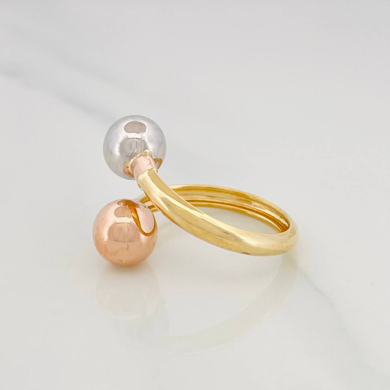 You and Me Ring 2.3g / T7 3/4 Three-Tone Gold 18K