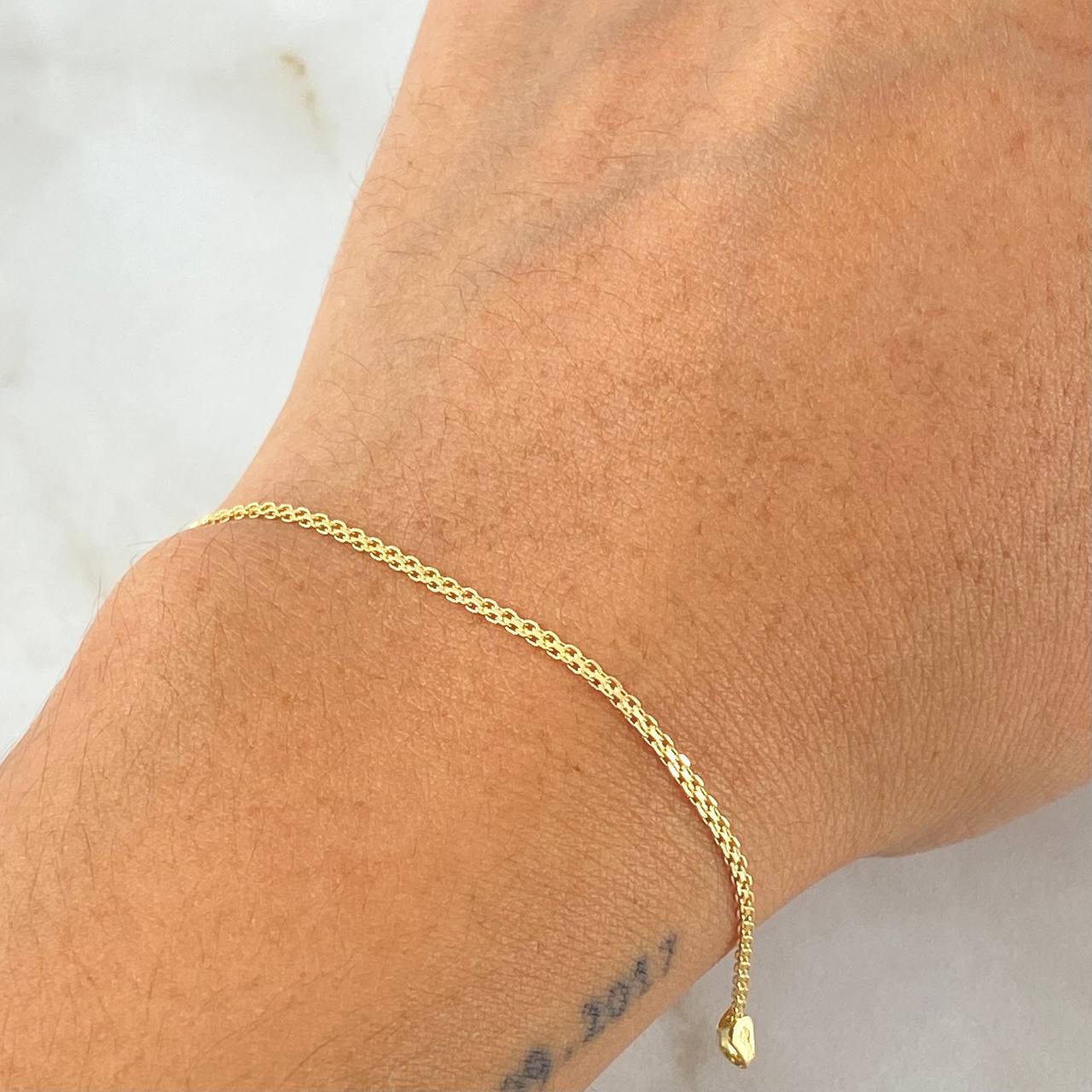 Bracelet 1.15gr / 7.1in / +1 18K Gold ©