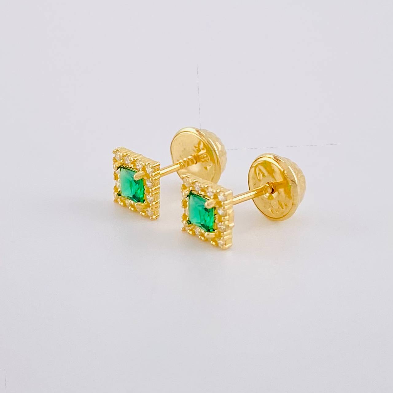 Stud Earrings Square Halo 0.75g / in / 4.9mm Yellow Gold 18K