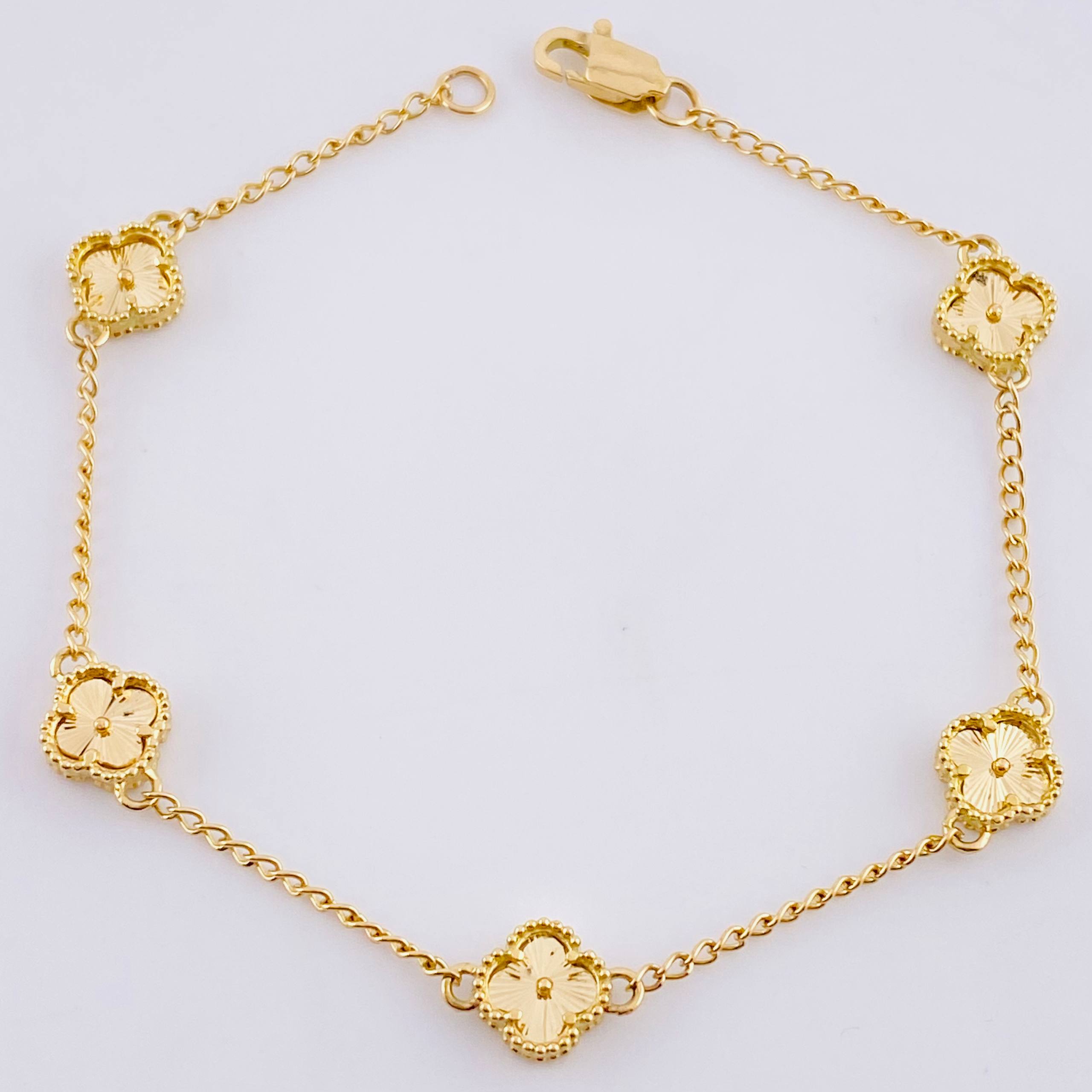 Pulso Trebol Espiga Diamantado 4.95g / 7 1/4 in / 1.6mm Oro Amarillo 18K