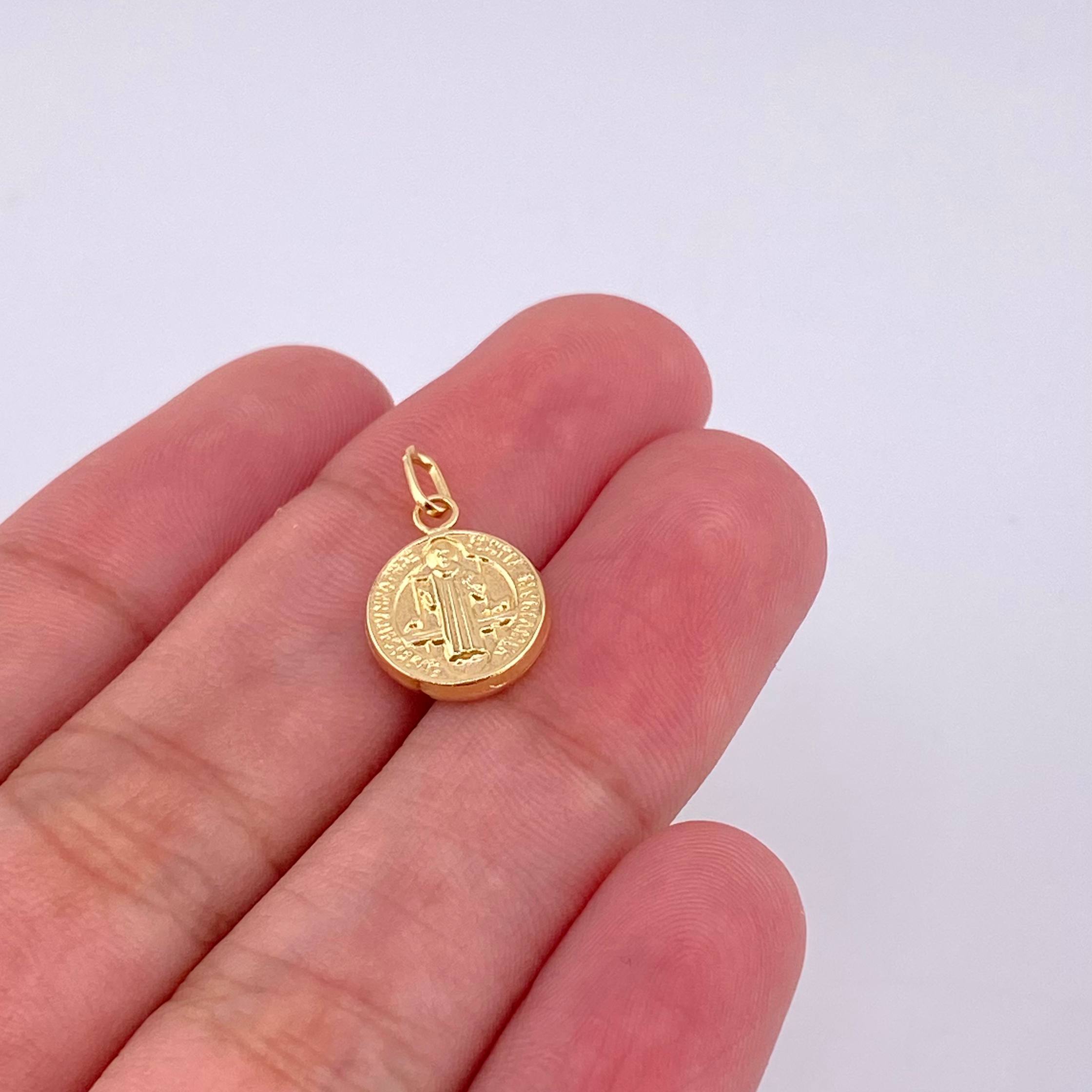 Pendant San Benito 0.9g / 3/4 in Yellow Gold 18K