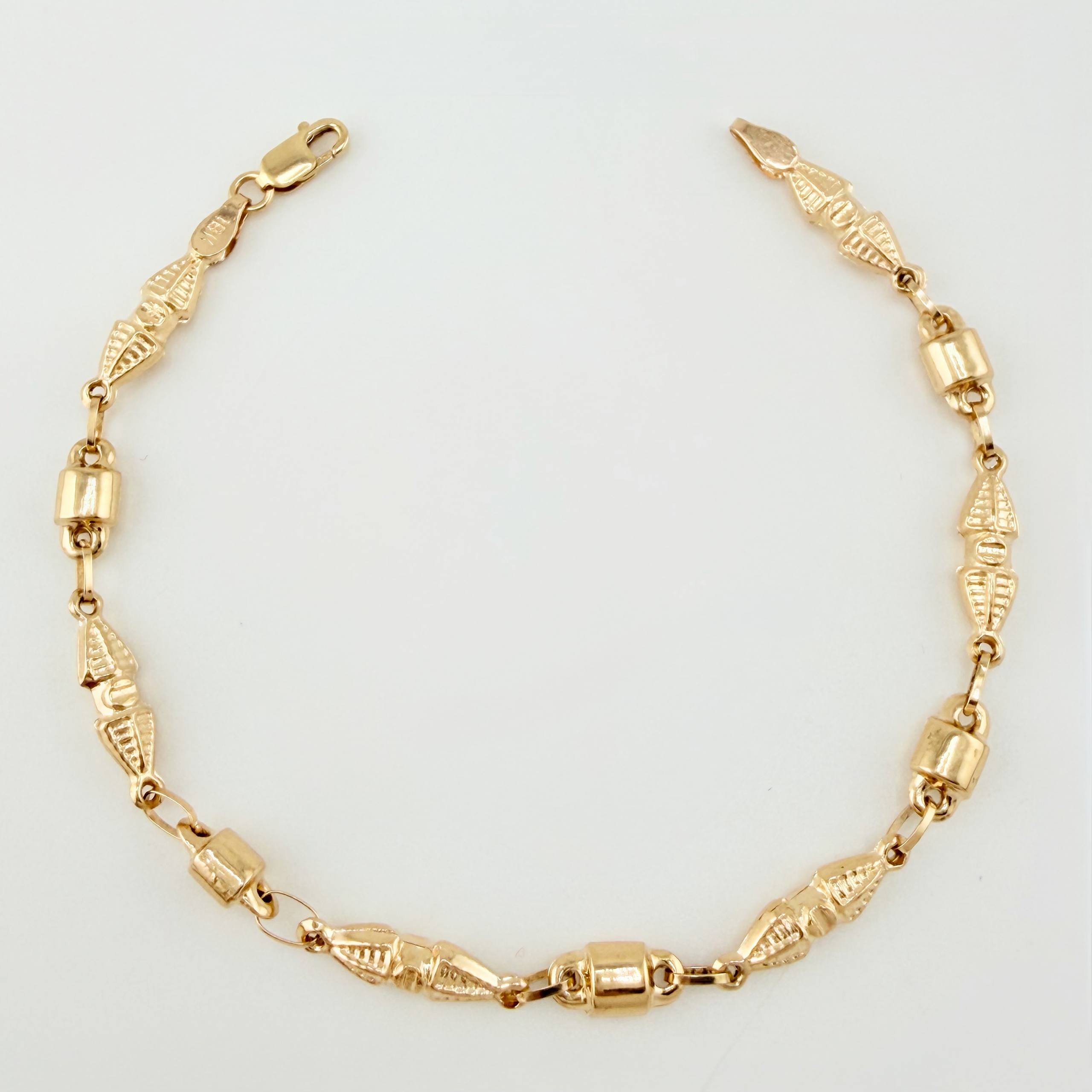 Pulso Rustico Boya Dubai 3.8gr / 7 in / 4.4mm Oro Amarillo 18K