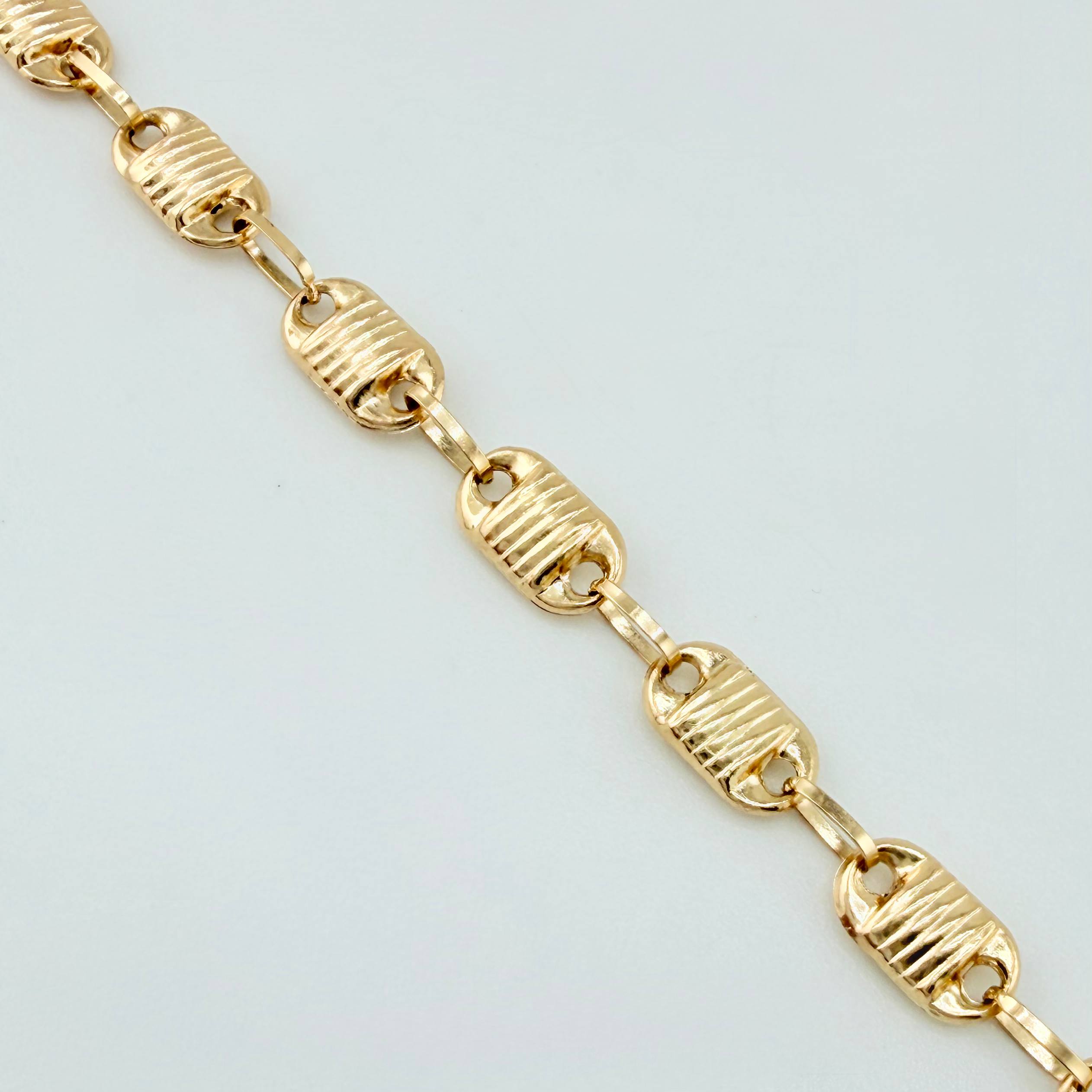 Pulso Rustico Canotillo 3.65gr / 7 1/4 in / 4.7mm Oro Amarillo 18K ©