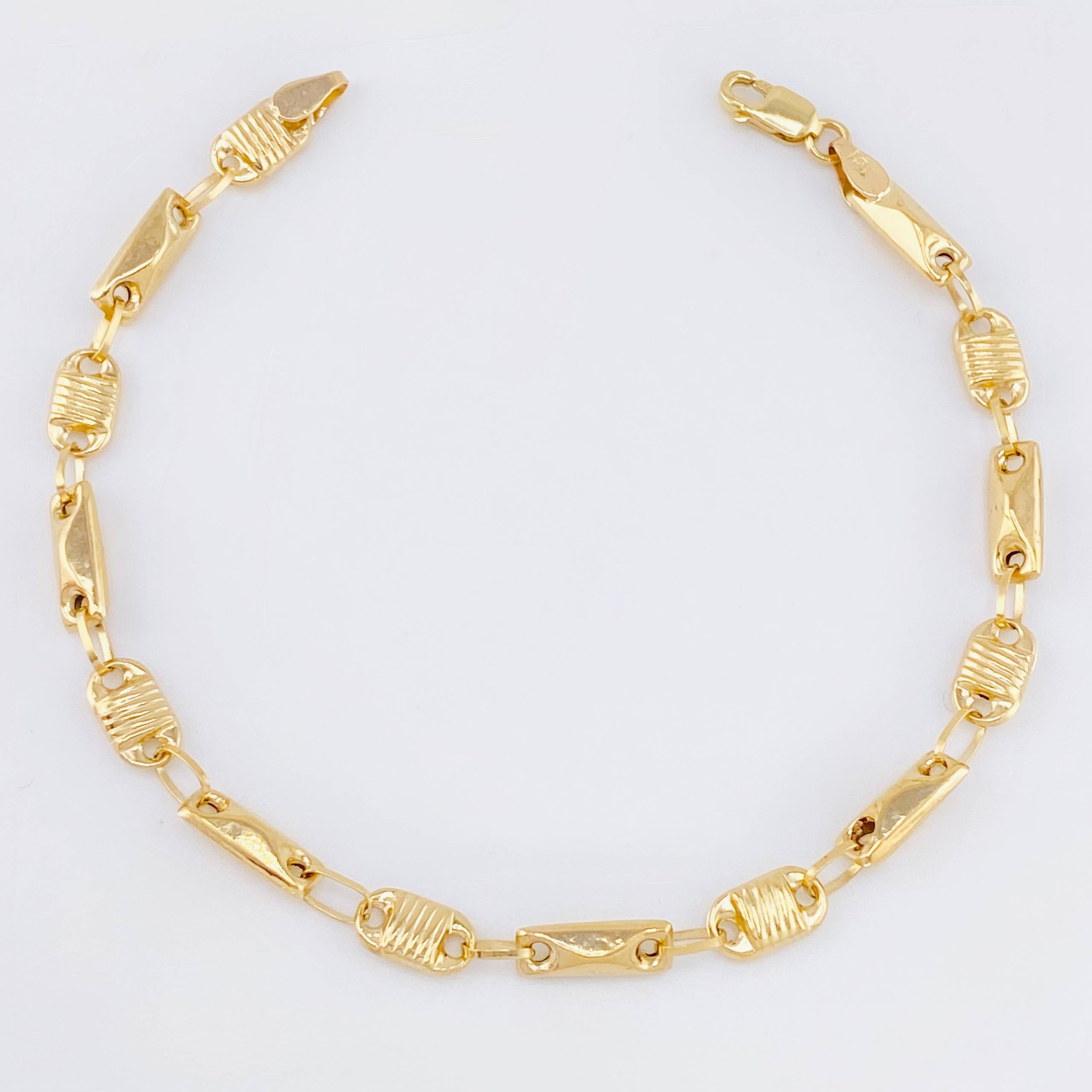 Pulso Rustico Adije Canotillo 3.7gr / 7 1/4 in / 4.7mm Oro Amarillo 18K *