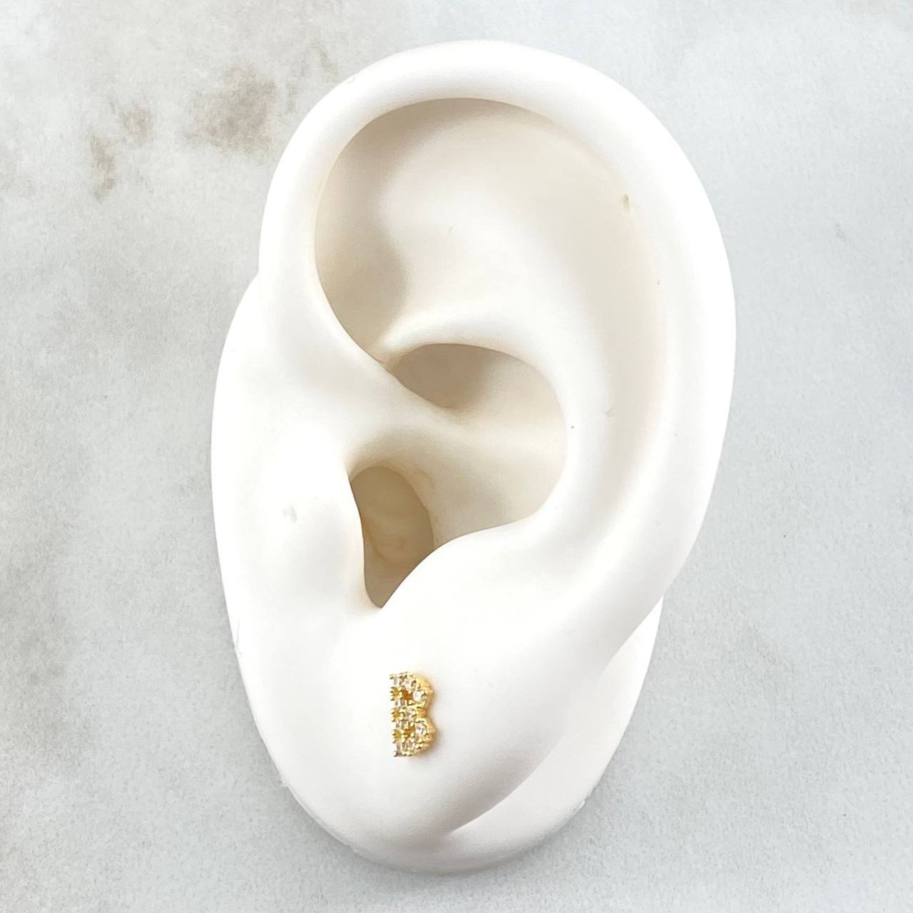 Topos Letra B 0.85gr / Oro Amarillo 18K ©