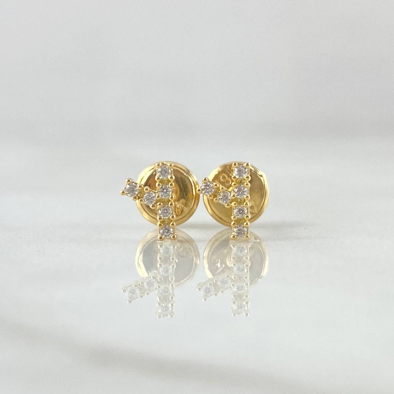 Topos Letra Y 0.6gr / 6mm Circones Blancos Oro Amarillo 18K *