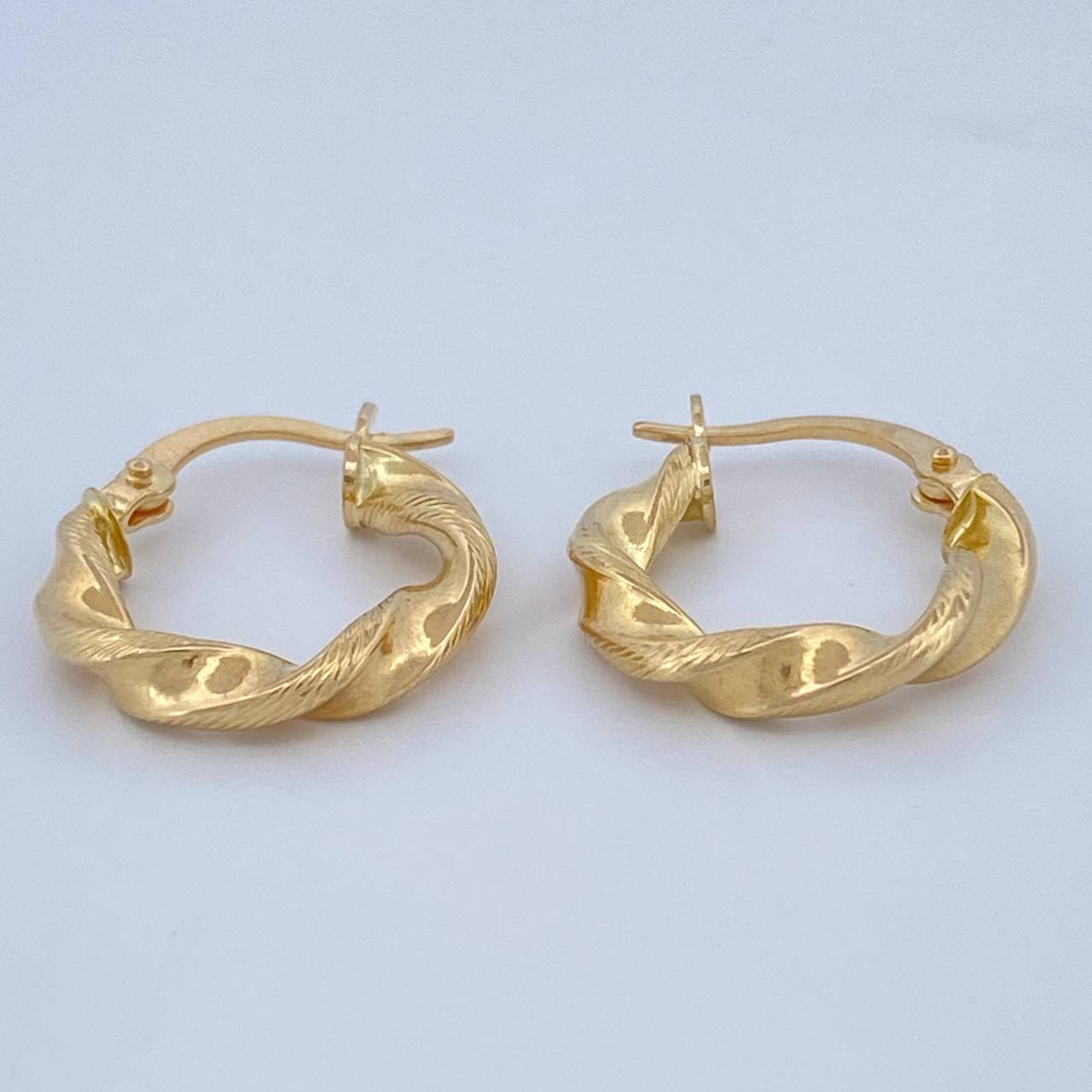 Candongas Deis 1.55gr / 3/4 in / Oro Amarillo 18K &
