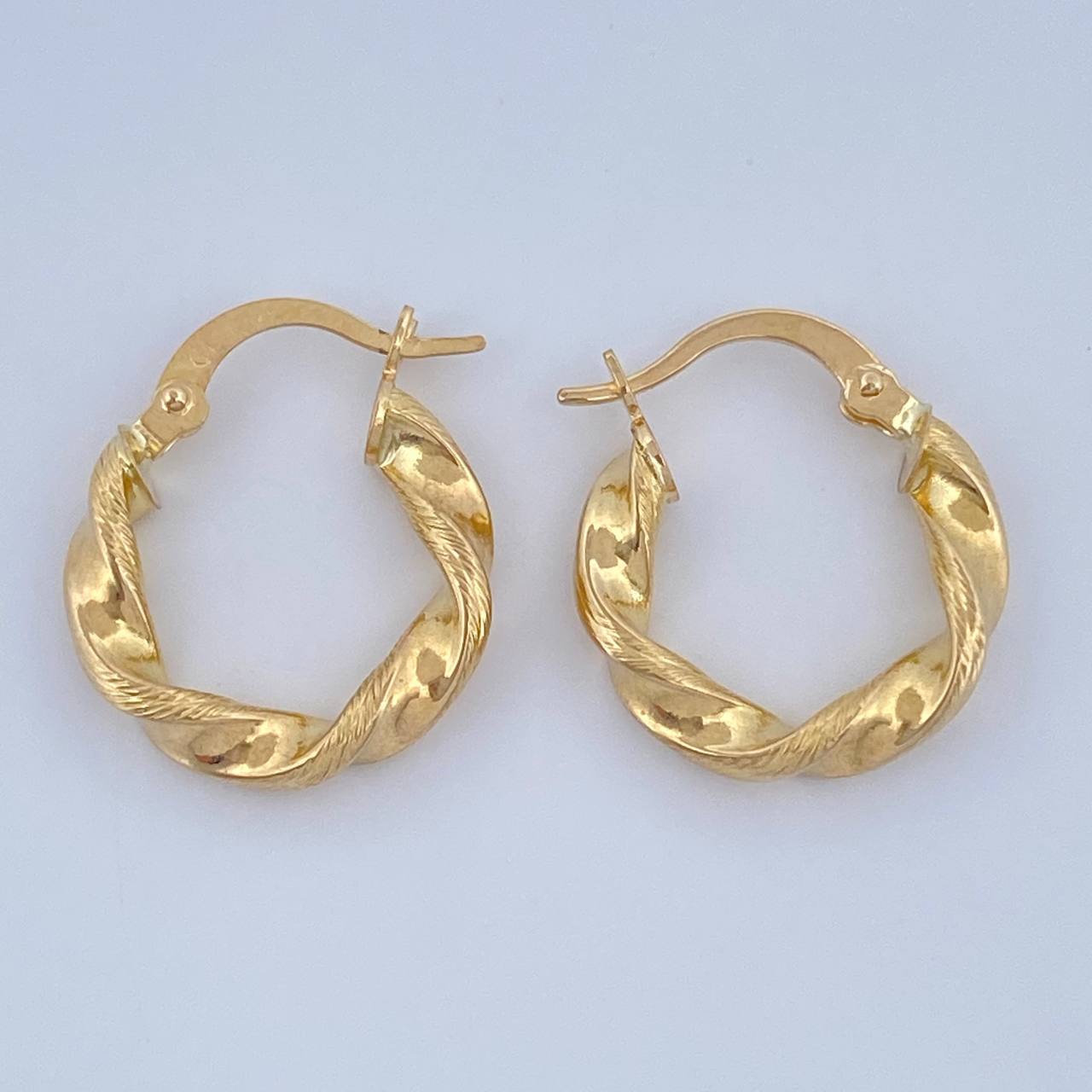 Candongas Deis 1.55gr / 3/4 in / Oro Amarillo 18K &