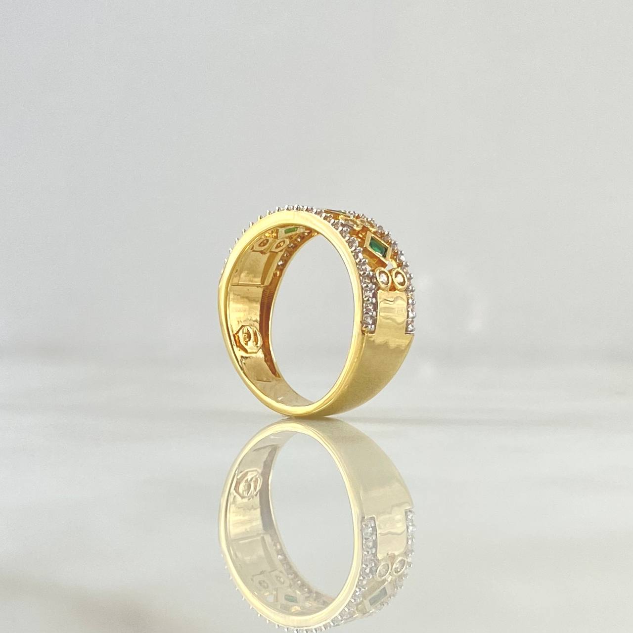 Trio of Rhombus Ring 4.8gr / Size 6 / White and Green Zircons 18K Yellow Gold ©