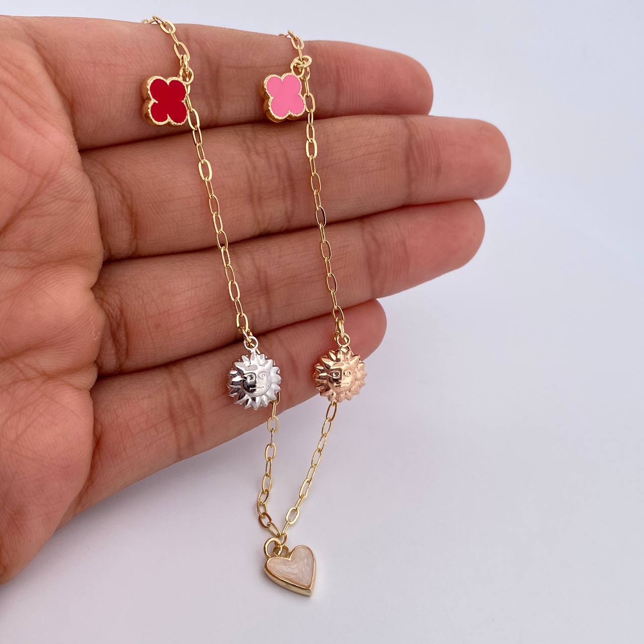 Ankle Bracelet Box 3.65gr / 26.3cm / 1.6mm Pendants Clovers Suns Heart Three 18K Golds &