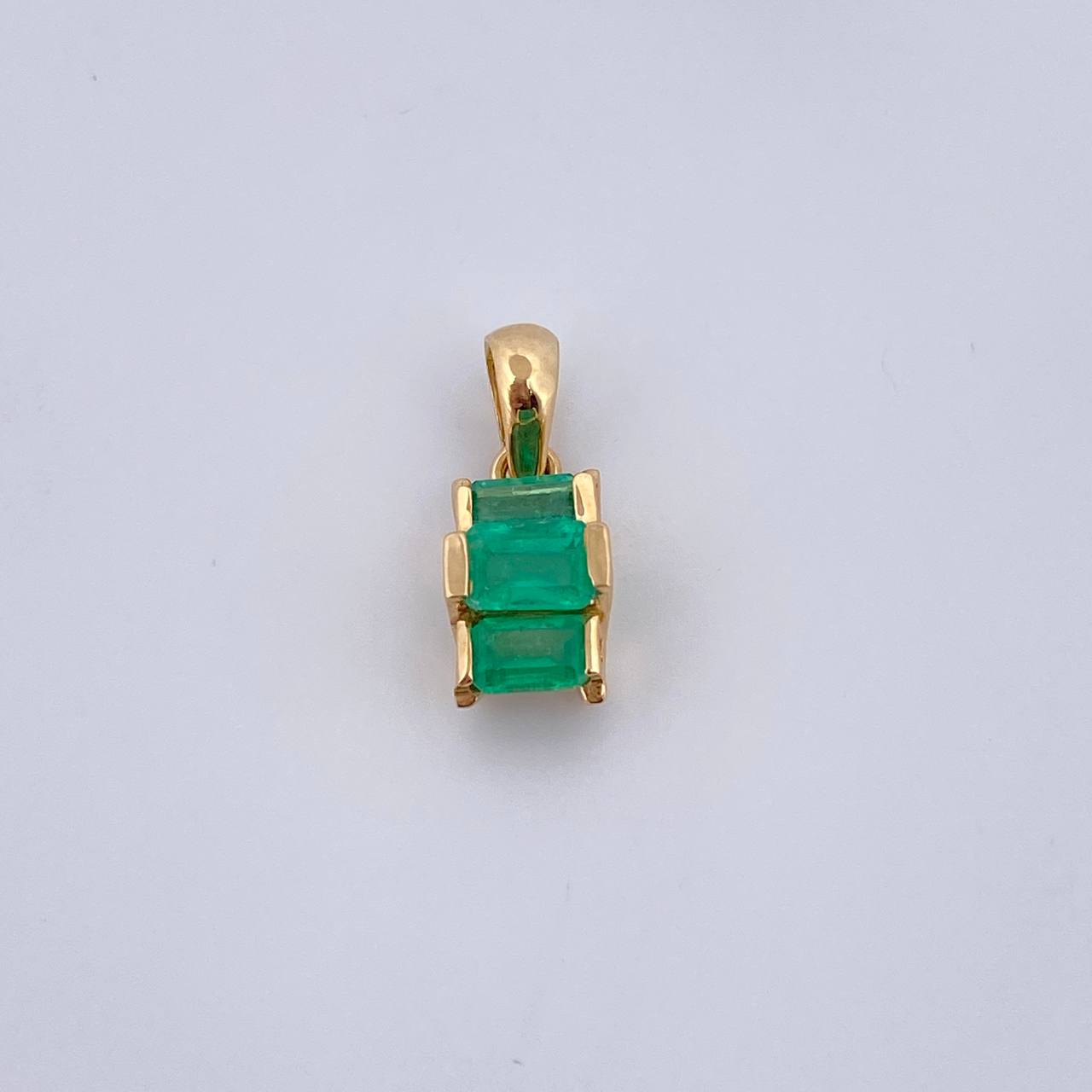 Pendant Esmeralda 1.5gr / 1.5cm / Esmeraldas 76 Pts Oro Amarillo 18K (Jewel) &
