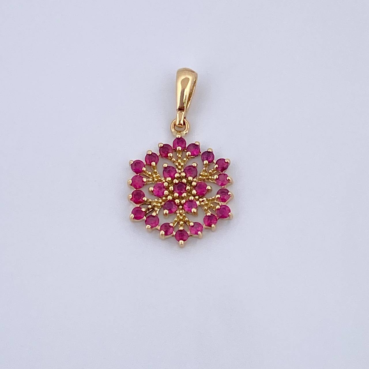 Dije Mandala 1.2gr / 2.2cm / Rubies 51 Pts Oro Amarillo 18K (Joya) &