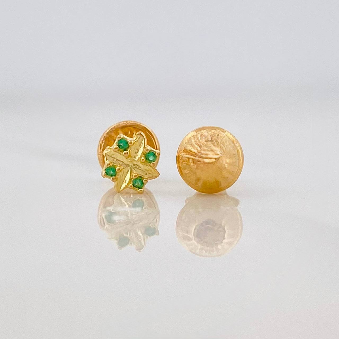 Stud Earrings Snowflakes 0.7g / in / 5.48mm Yellow Gold 18K