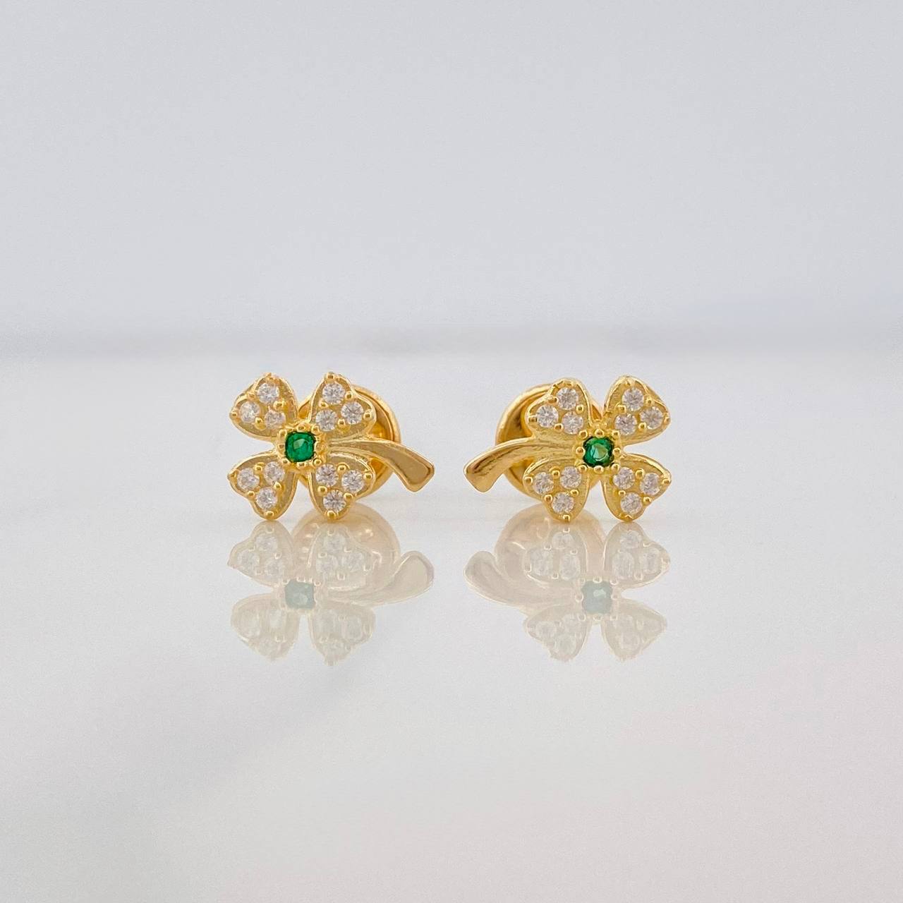 Clover Stud Earrings 1.1g / in / 6.6mm Yellow Gold 18K