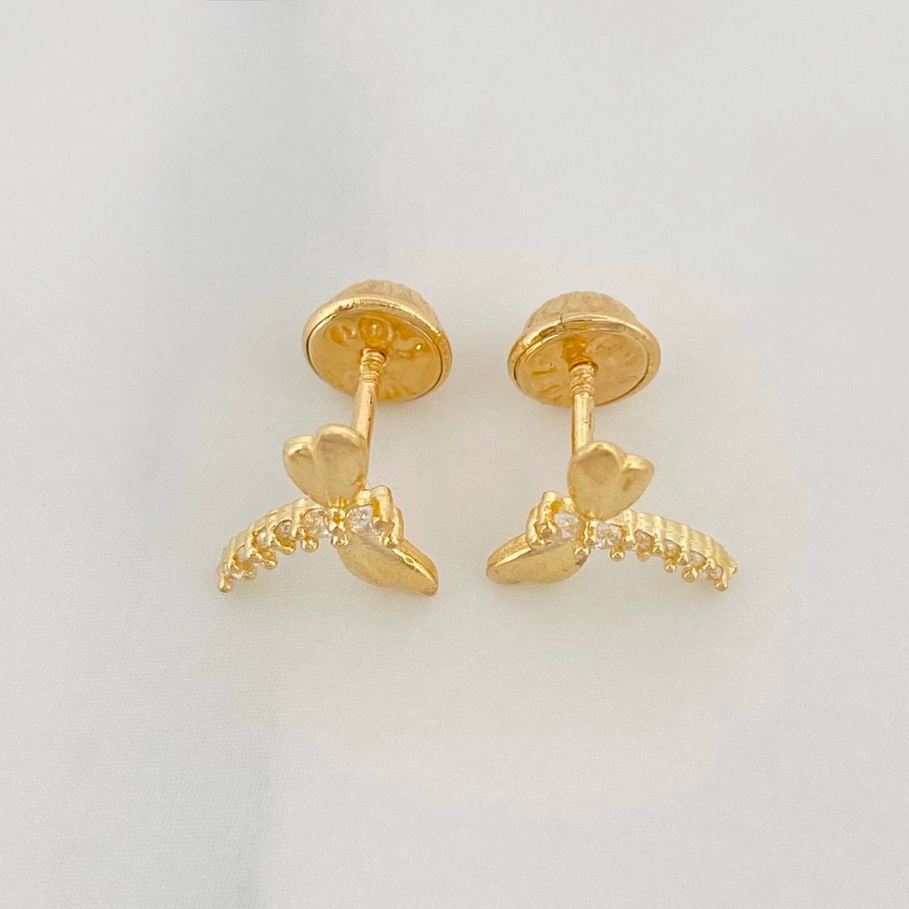 Dragonfly Stud Earrings 0.95g / in / 9.7mm Yellow Gold 18K