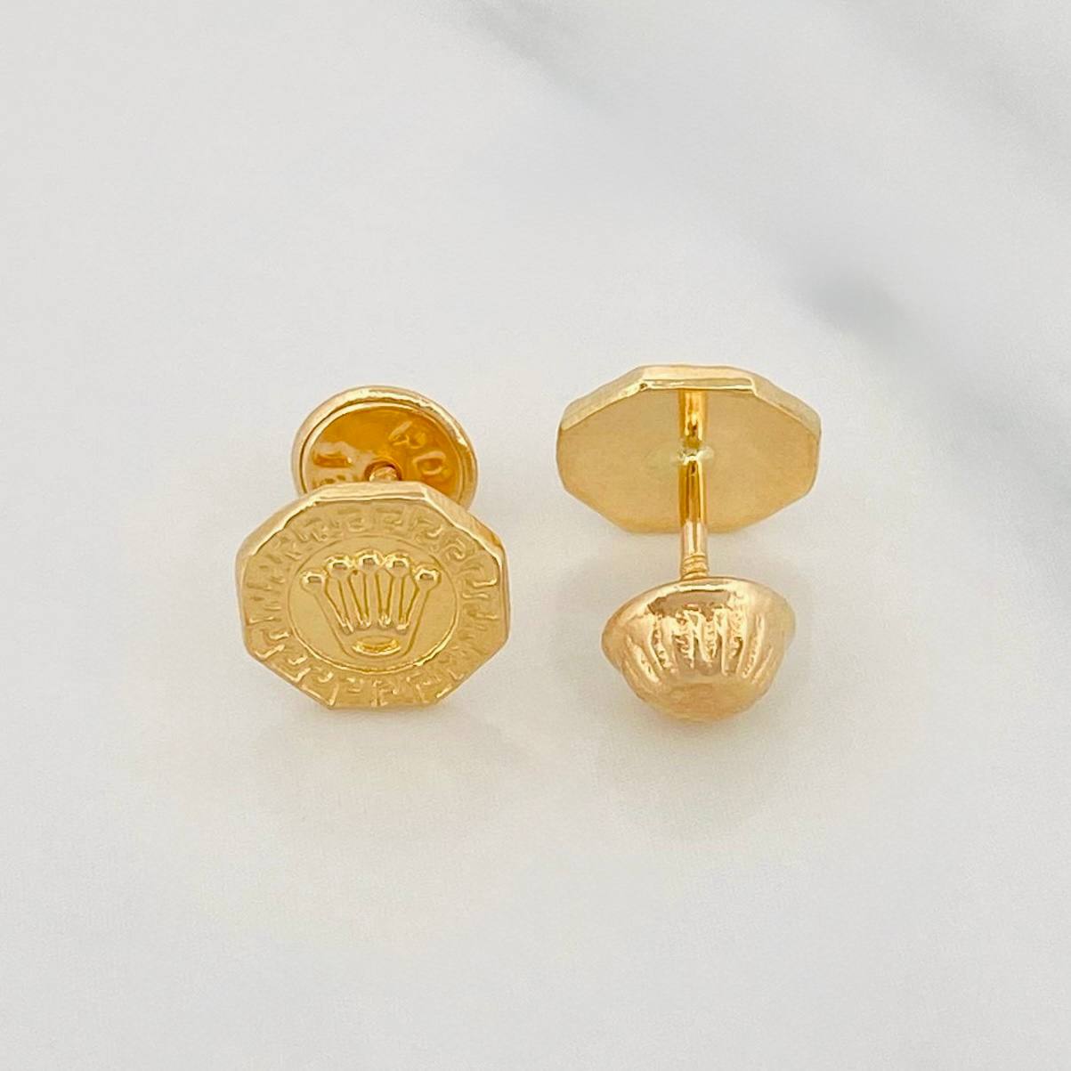 Crown Stud Earrings 0.7g / in / 7.8mm Yellow Gold 18K