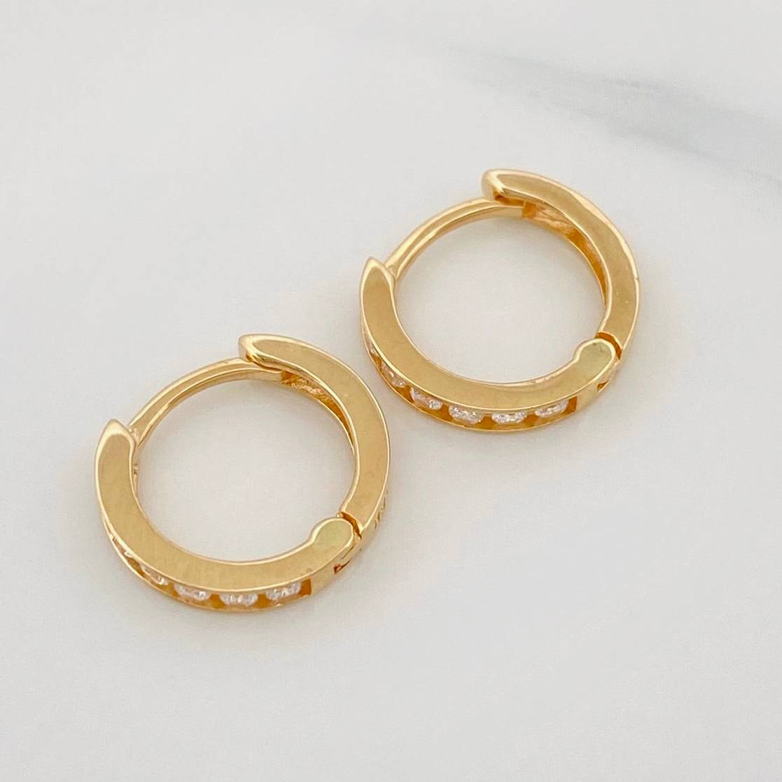 Candongas Carril 1.5g / 1/2 in Oro Amarillo 18K