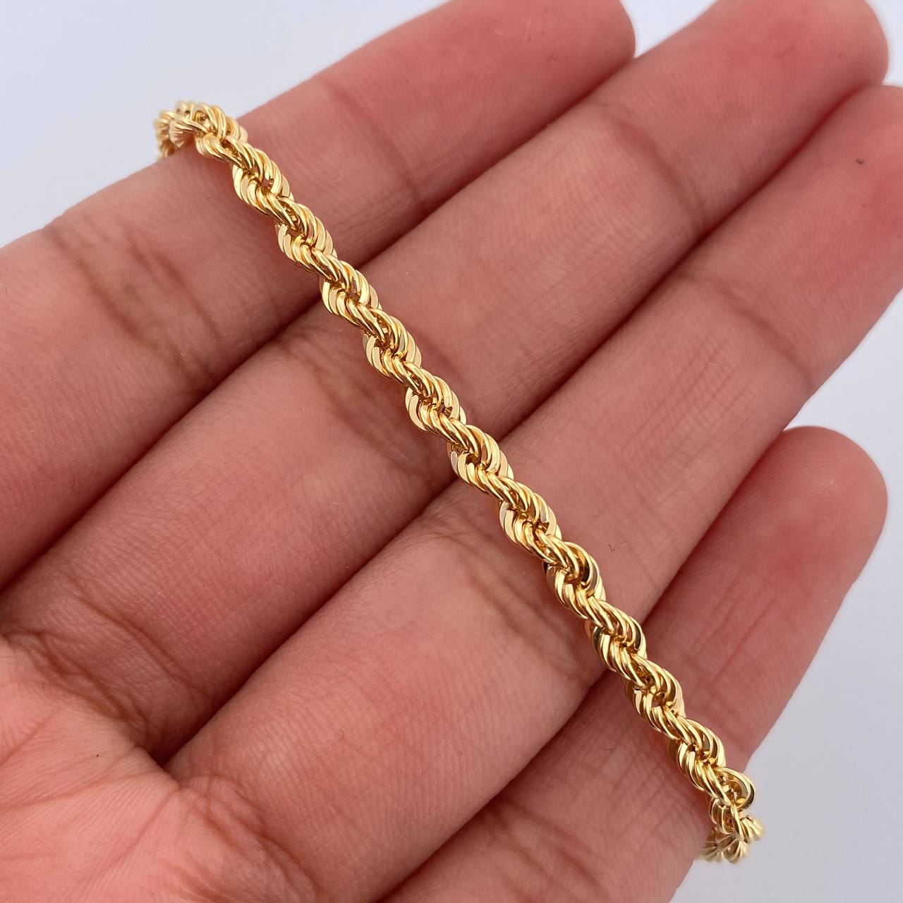 Rope Bracelet 3.05gr / 8.0in / +3 18K Gold $