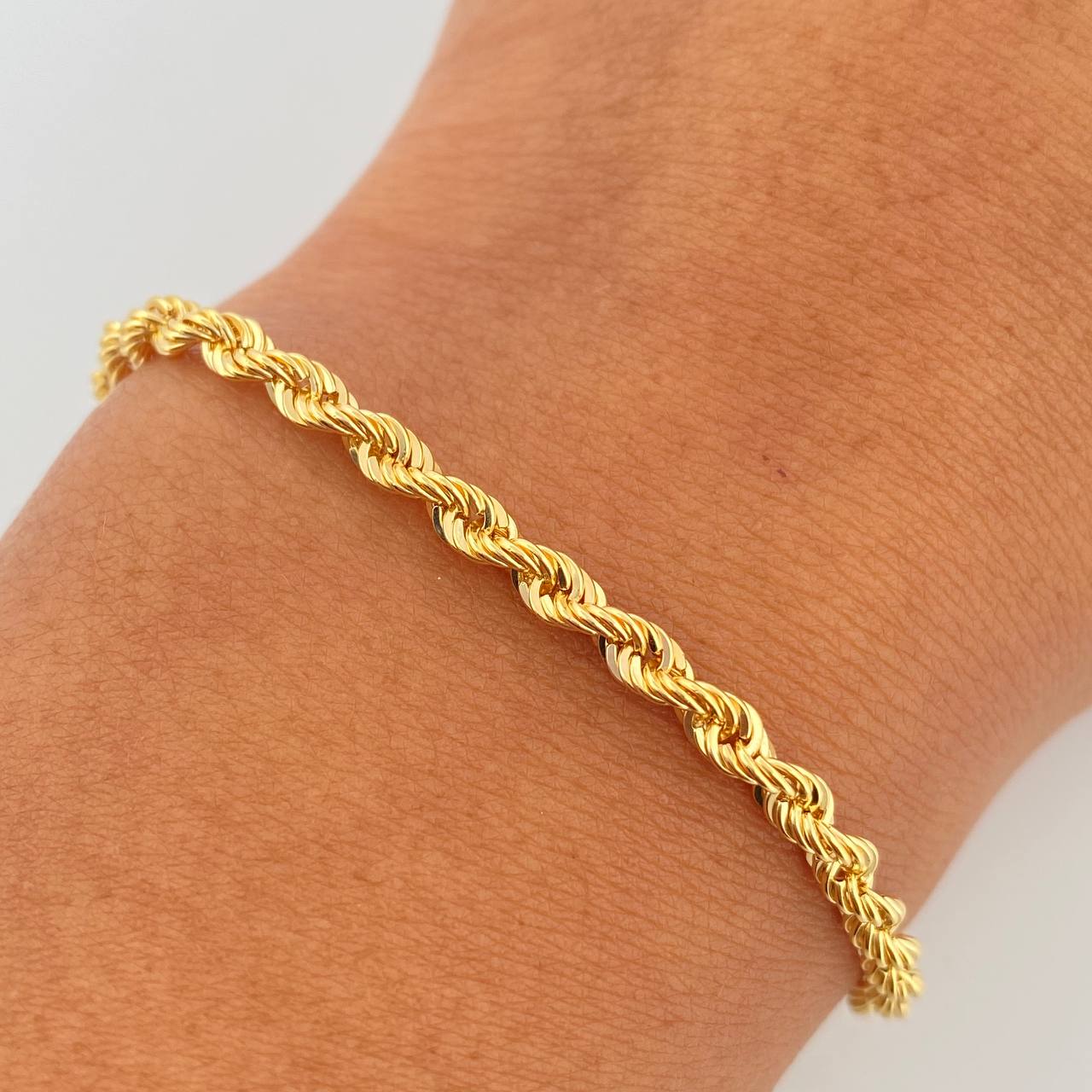 Rope Bracelet 3.05gr / 8.0in / +3 18K Gold $