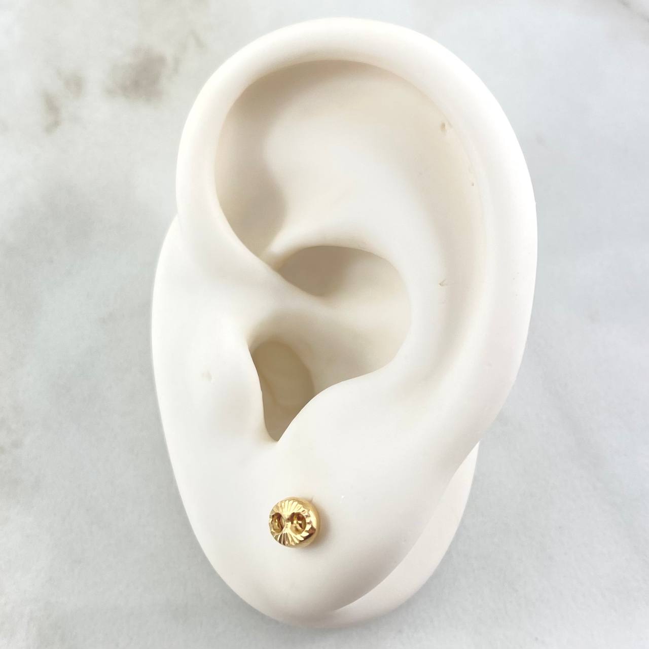 Stud Earrings GC 0.85gr / 18K Gold