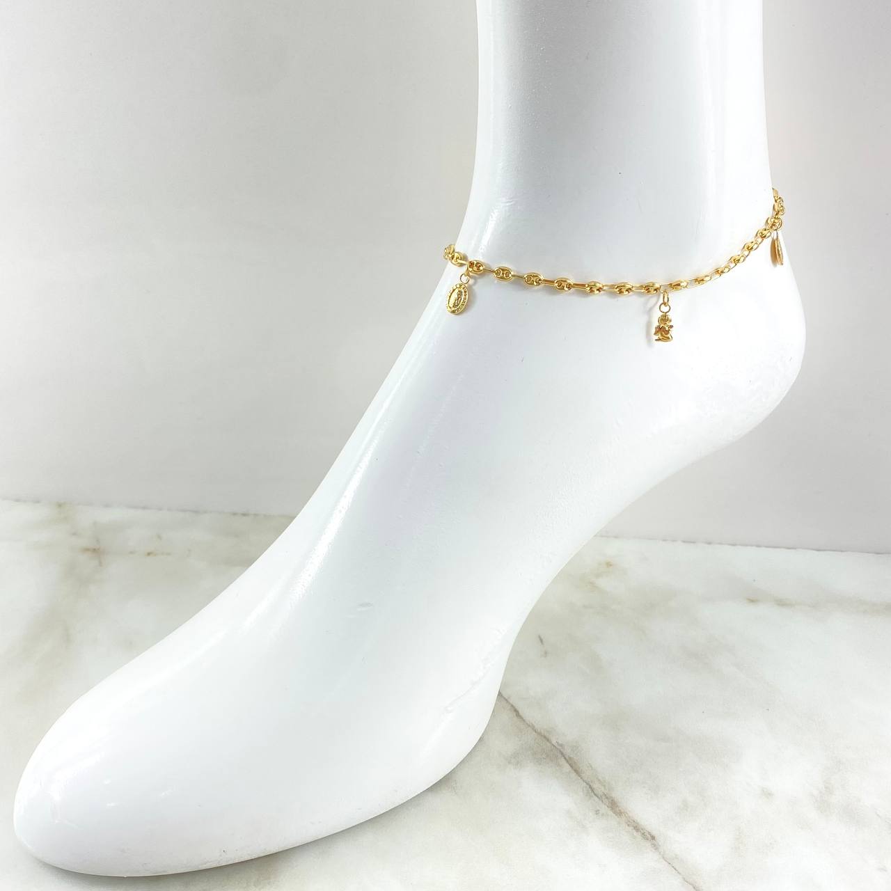 GC Anklet Pendants 4.45gr / 9.8in / 18K Gold