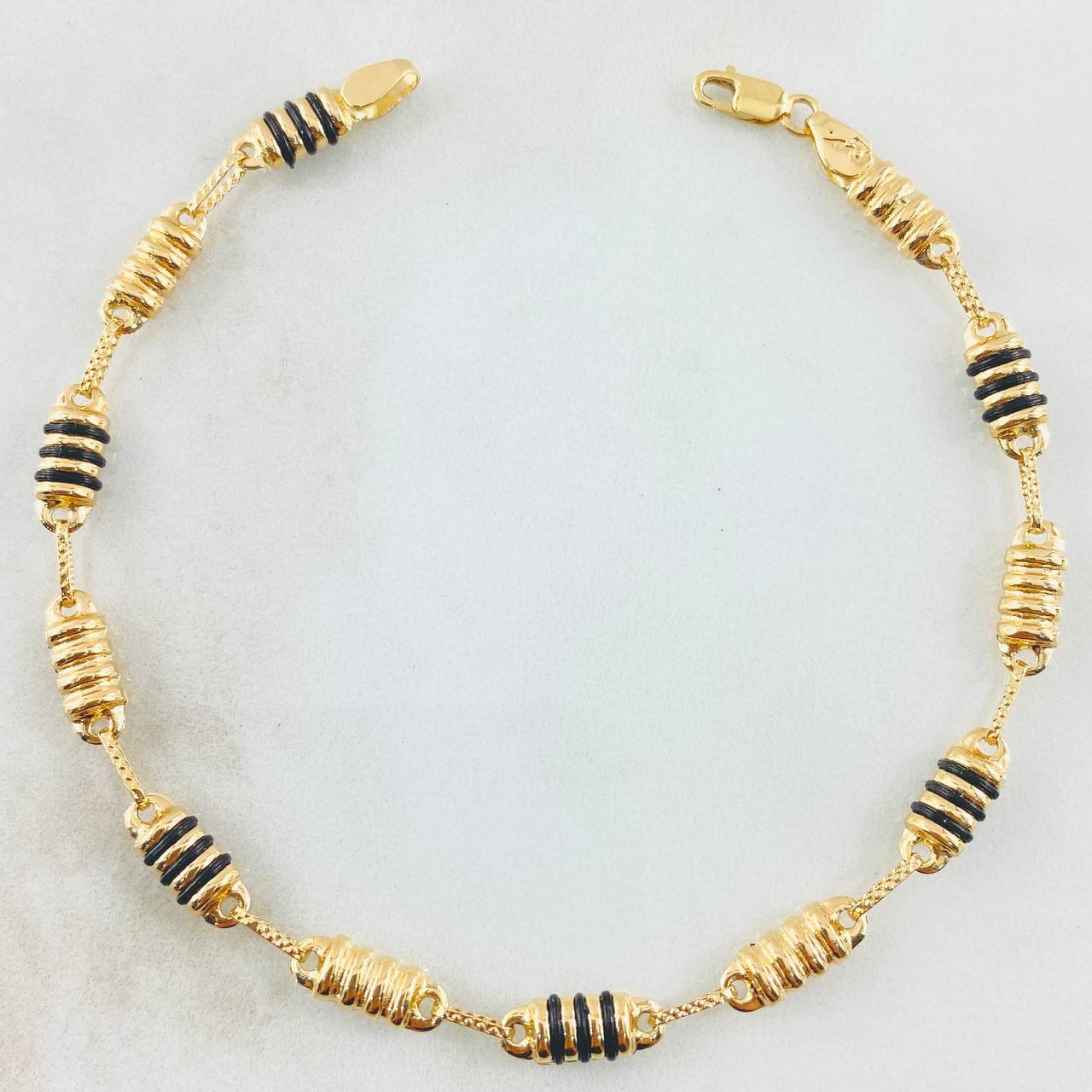 Pulso Rustico Cilindro Rayado 4.85gr / 8 1/2 in / Oro Amarillo 18K *
