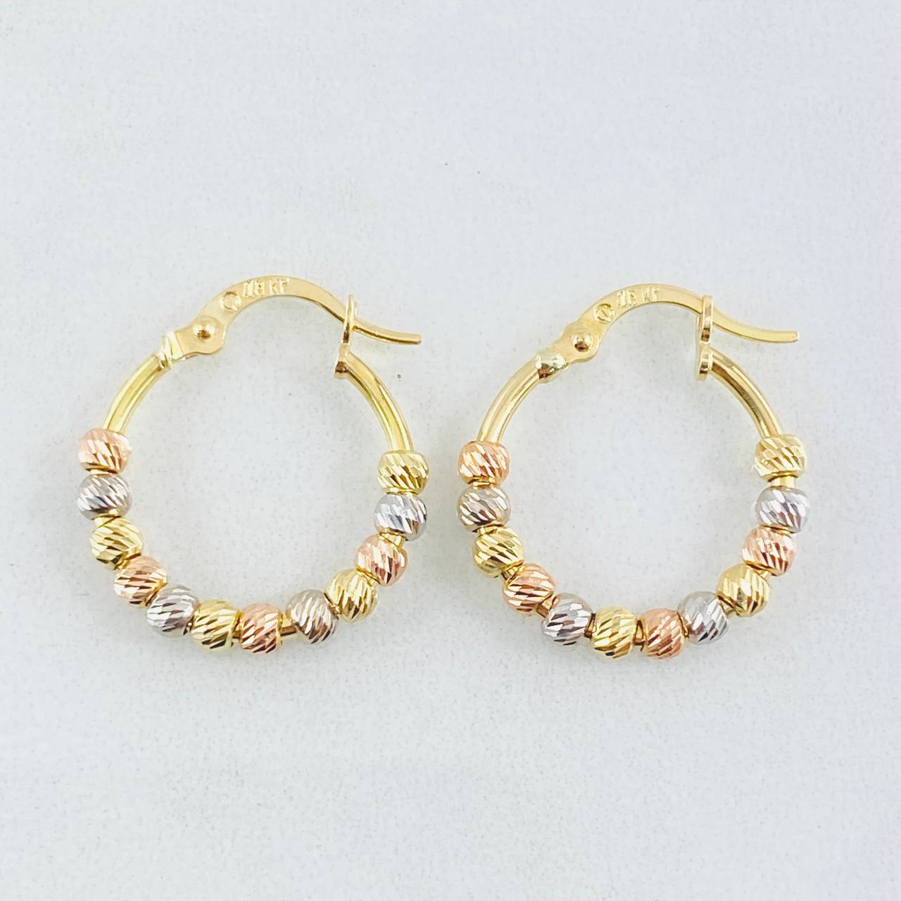Diamond Cut Hoop Earrings Beads 1.8 g / 3/4 in Three Golds 18K