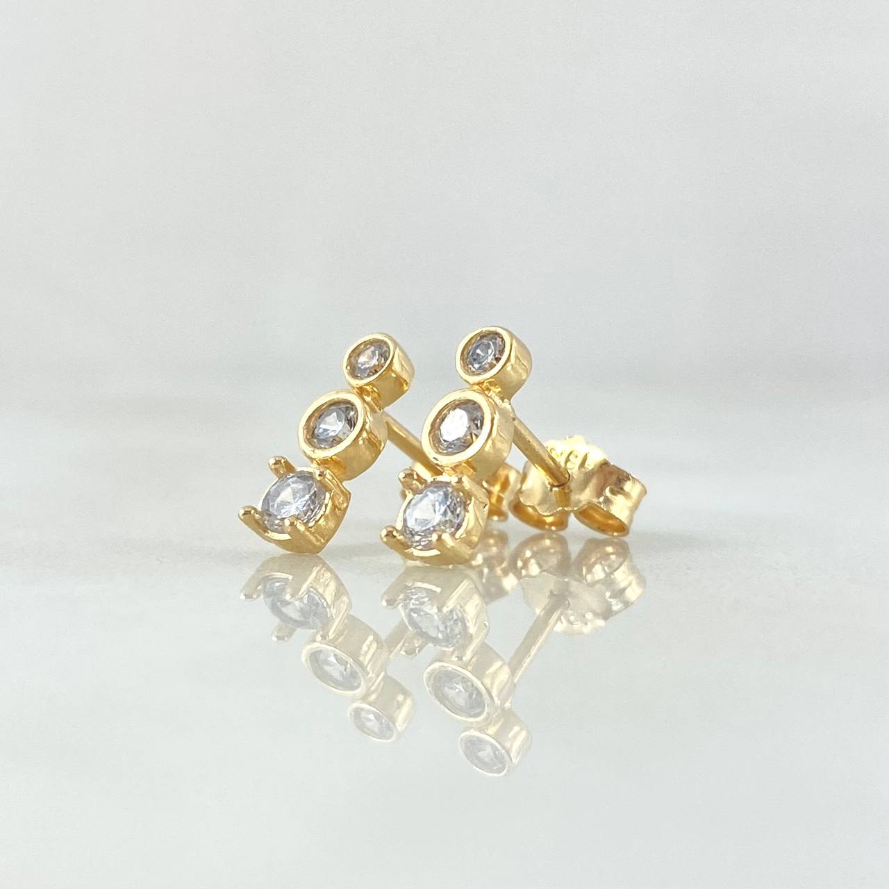 Topos Hilera Triple Doble Bisel 1.65gr / 1cm / Broche Mariposa Circones Blancos Oro Amarillo 18K ©