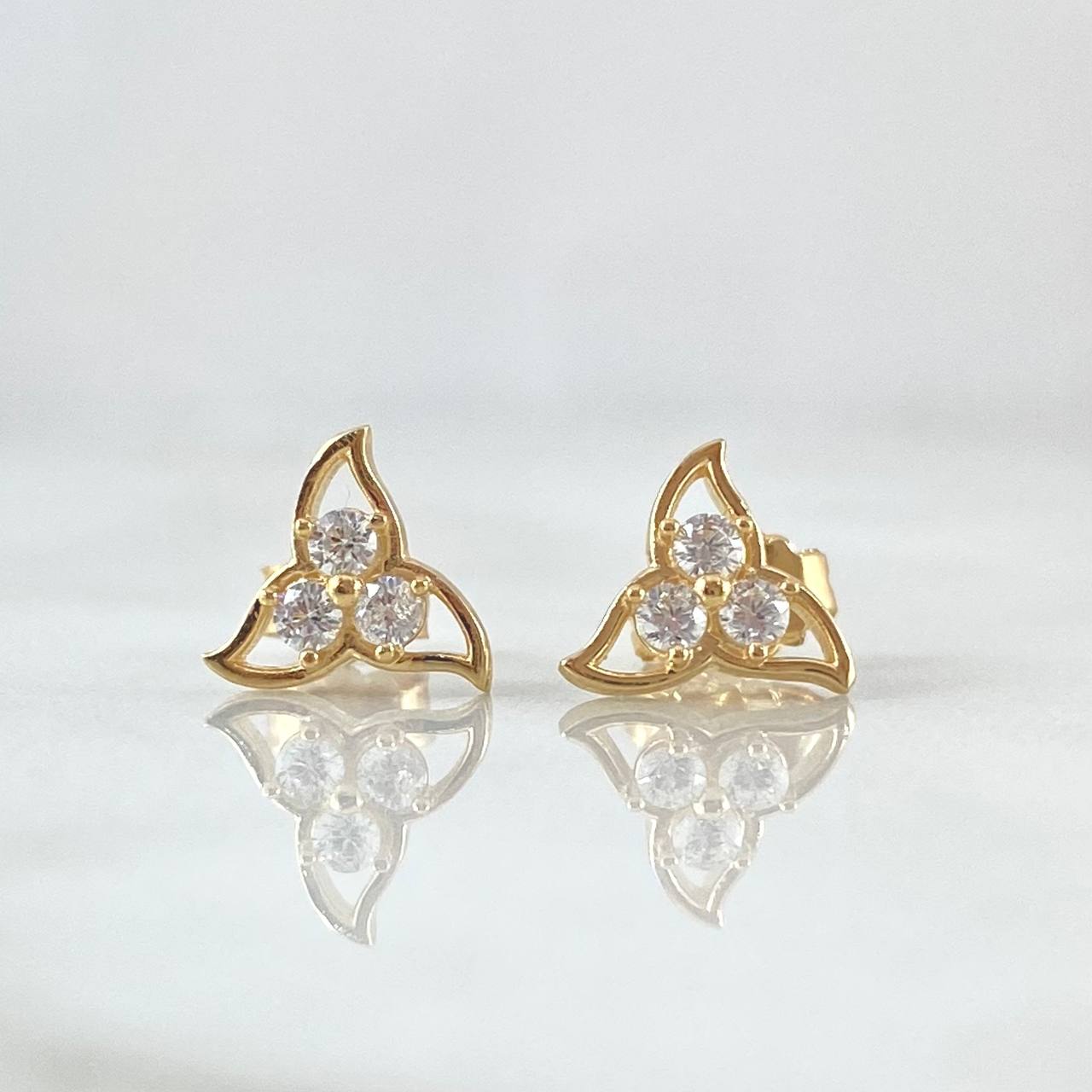 Stud Earrings Flor de Ninfa 1.3gr / 7.6mm Lobster Claw Butterfly White Zircons 18K Yellow Gold©