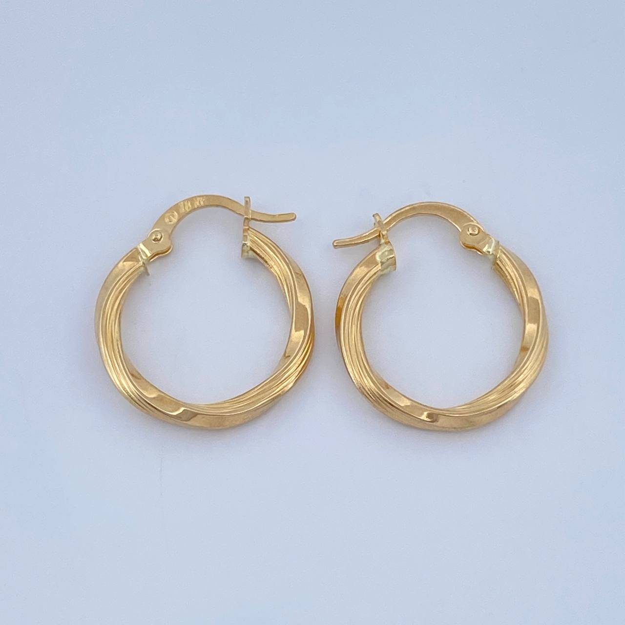 Candongas Mai 1.2gr / 3/4 in / Oro Amarillo 18K &