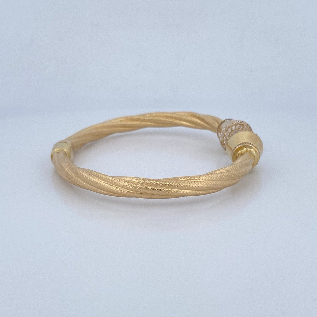 Bracelet Interlaced Hoop 13.3gr / 7.7in / +4 18K Gold &
